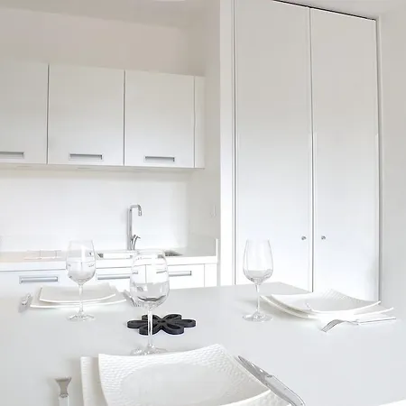 Margaux Apartment